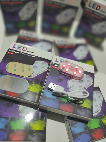Luz LED RGB com Bateria – Portátil e Recarrregável