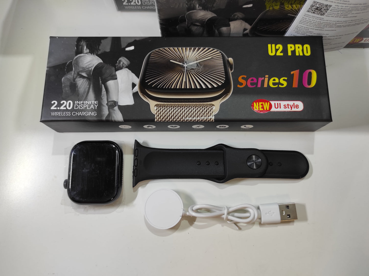 Smartwatch Série 10 com Ecrã de 2.2” – Preto