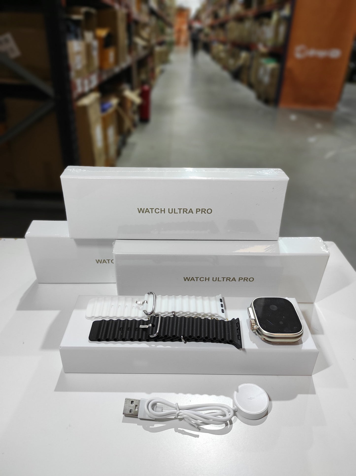 Smartwatch Ultra Pro com 2 Braceletes (Preto + Branco)