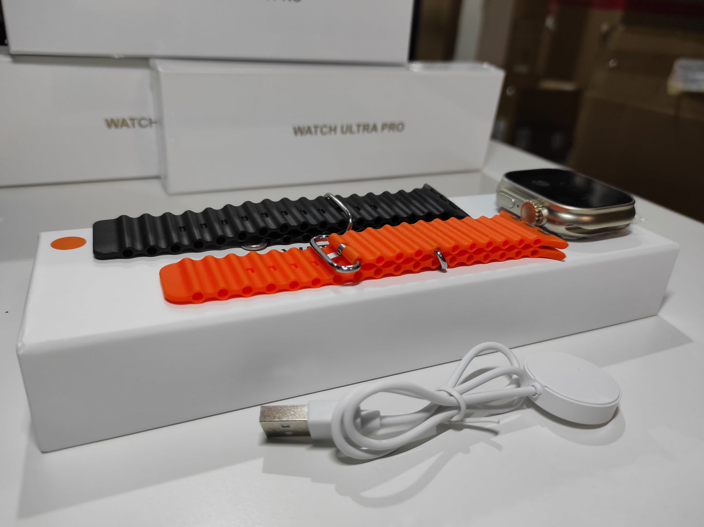 Smartwatch Ultra Pro com 2 Braceletes (Preto + Laranja)