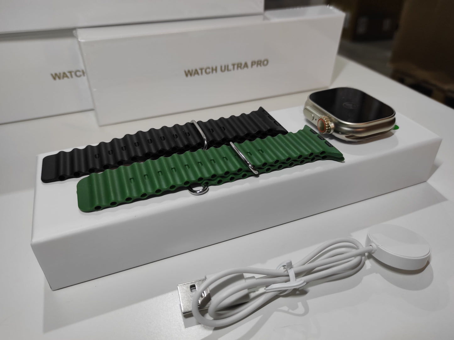 Smartwatch Ultra Pro com 2 Braceletes (Preto + Verde)