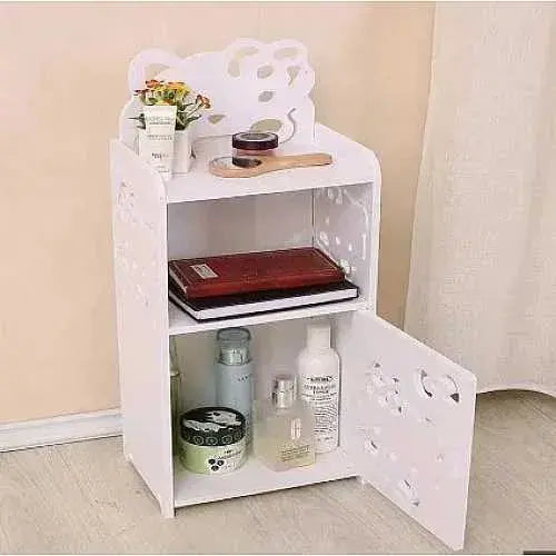 Mesa de Cabeceira Branca com Três Níveis