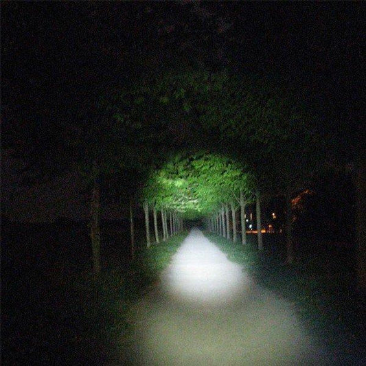 Lanterna profissional Police 80.000W com 5 x ZOOM