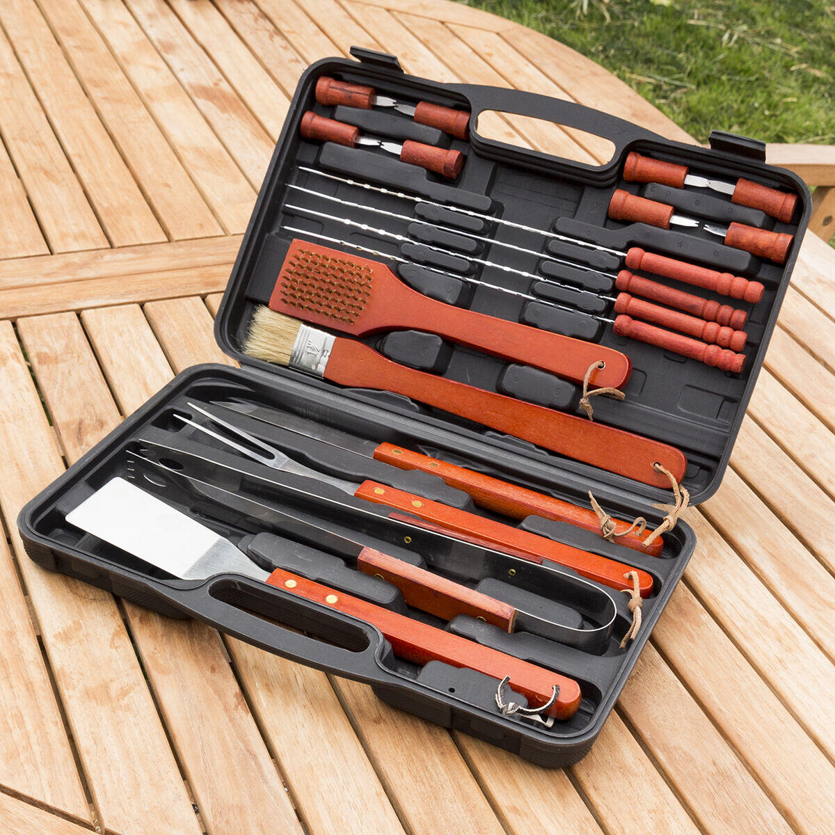 Estojo para Churrasco InnovaGoods Barbecase 18 Peças
