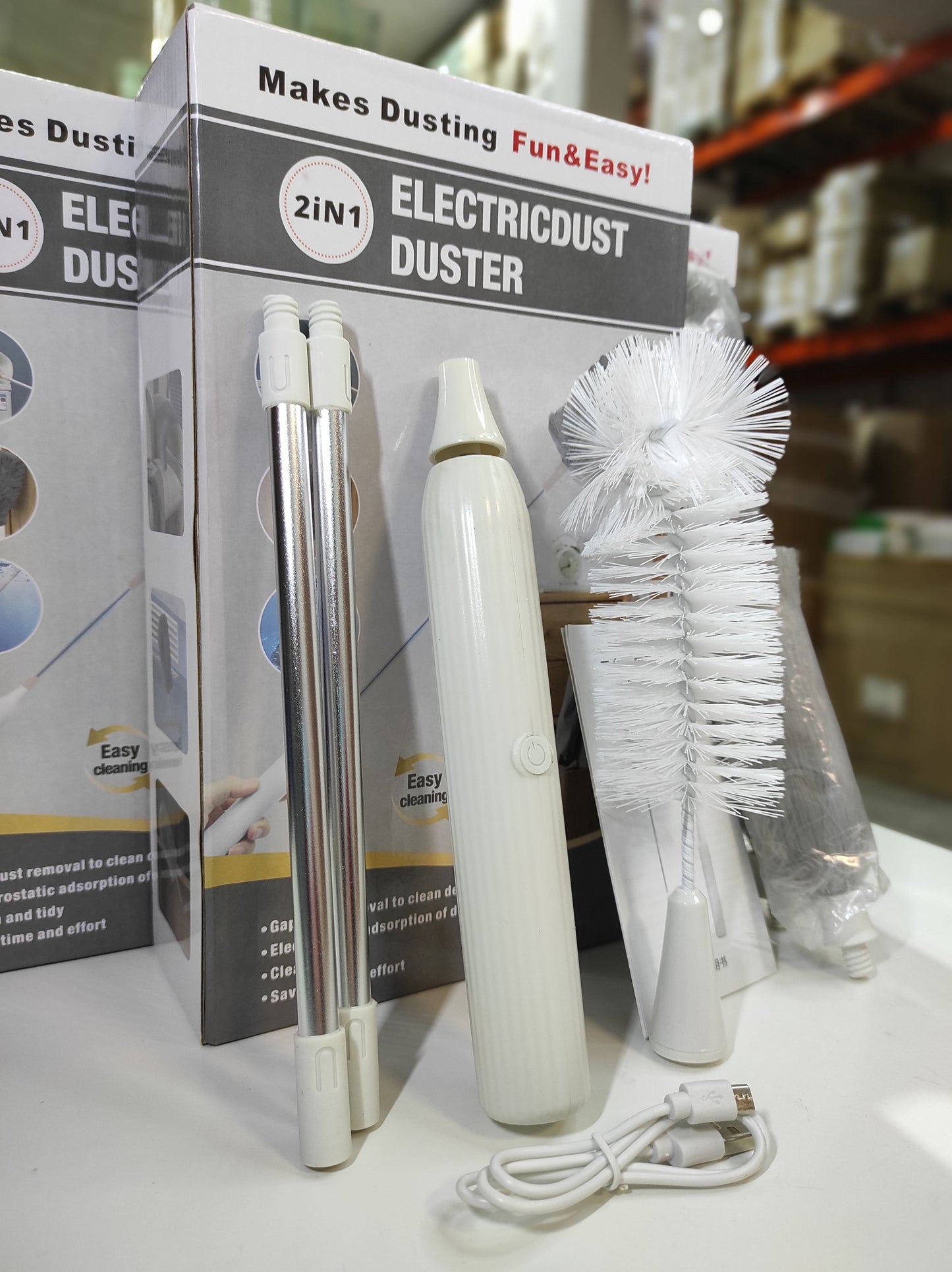 Escova Eléctrica Recarregável 2 em 1 – Limpeza Sem Esforço